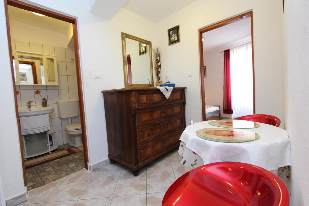 Apartment Alba Rovinj Exterior photo