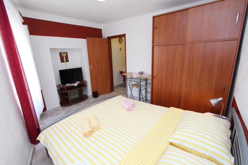 Apartment Alba Rovinj Exterior photo