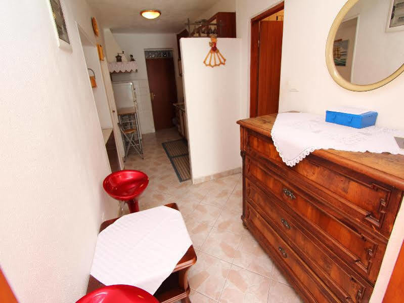 Apartment Alba Rovinj Exterior photo